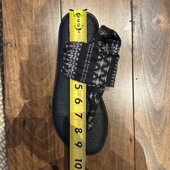 Sanuk Sandals 6.5 Women - Picture 2 of 2